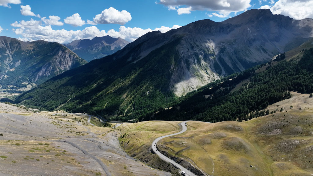 Alpenpass auf der Route des Grandes Alpes